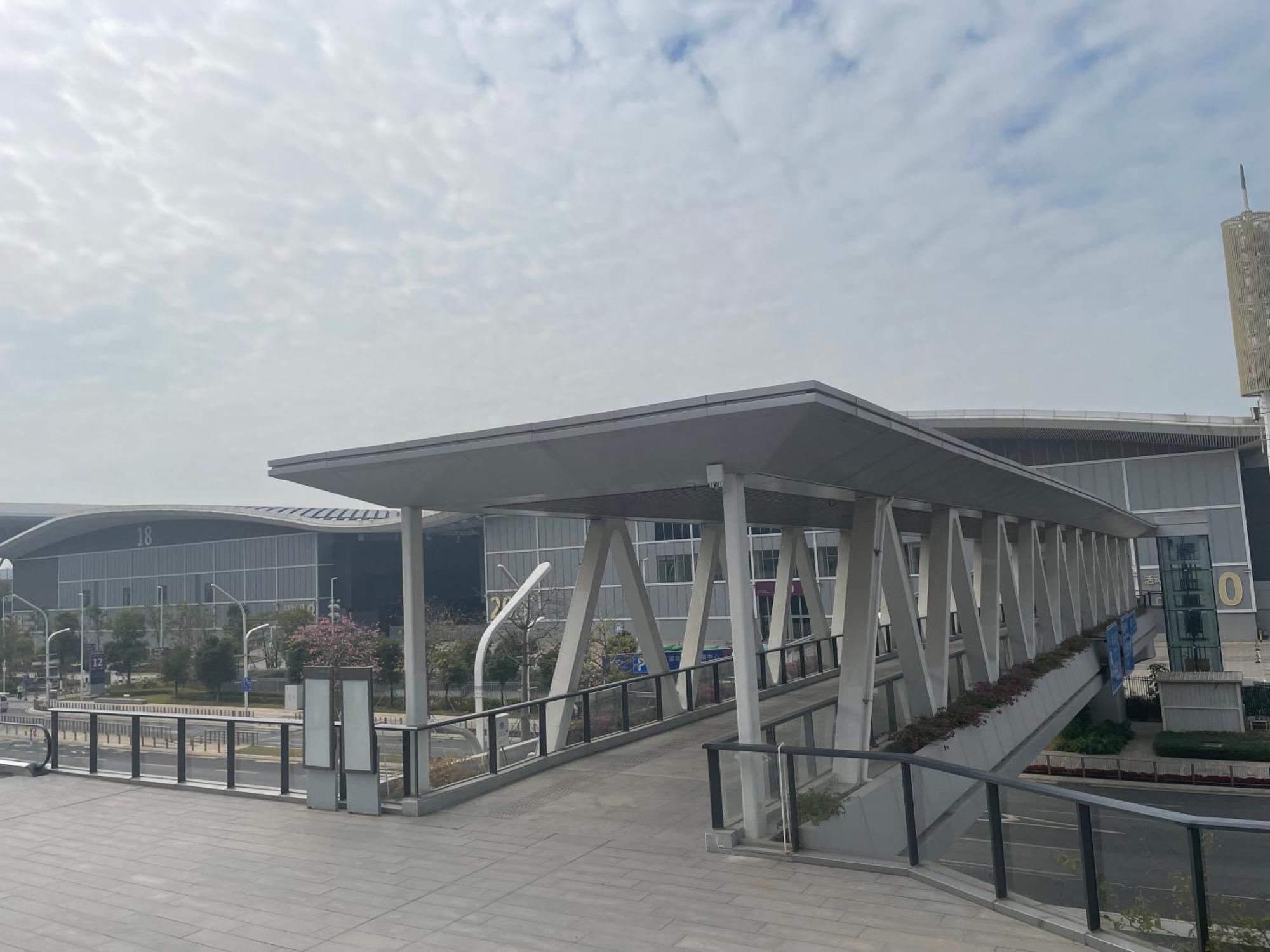 Royal Executive Apartment, Shenzhen World Exhibition & Convention Center, Nearby Shenzhen World North Metro St Ation Экстерьер фото