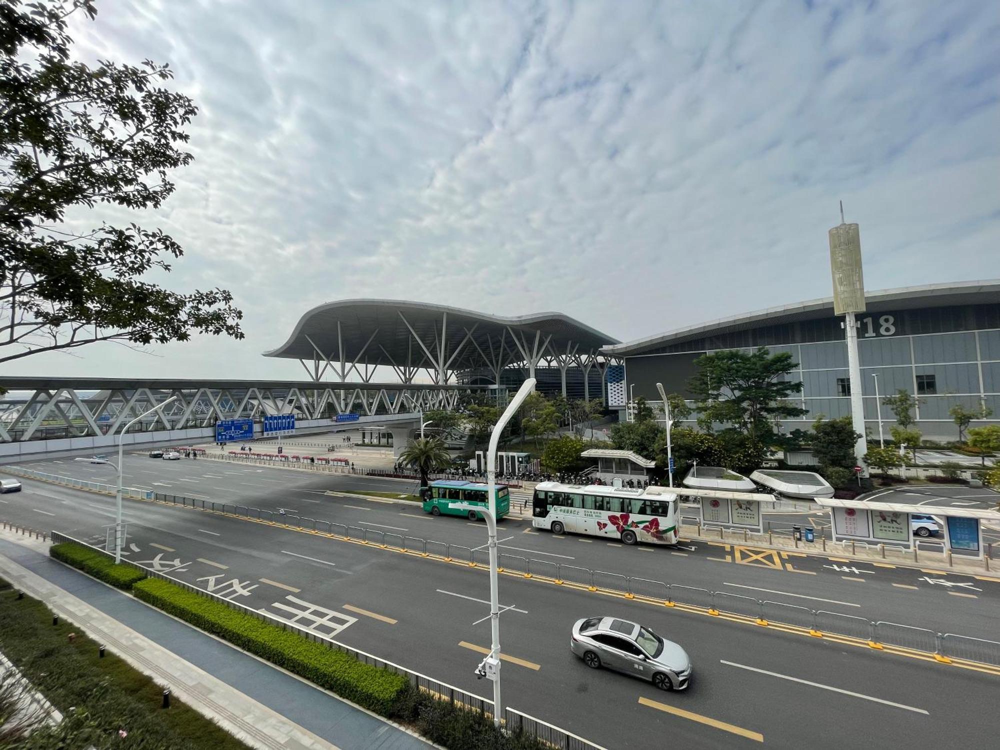 Royal Executive Apartment, Shenzhen World Exhibition & Convention Center, Nearby Shenzhen World North Metro St Ation Экстерьер фото